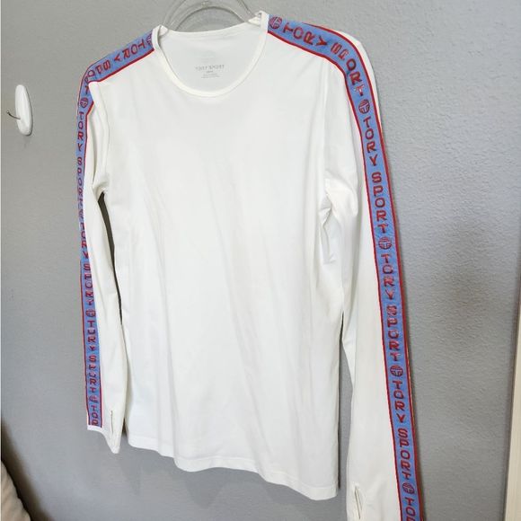 NWT Tory Burch logo long sleeve - Picture 2 of 4